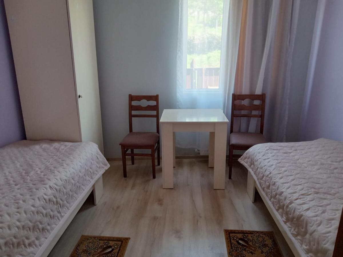 Nunu'S Guesthouse Tskaltubo Εξωτερικό φωτογραφία