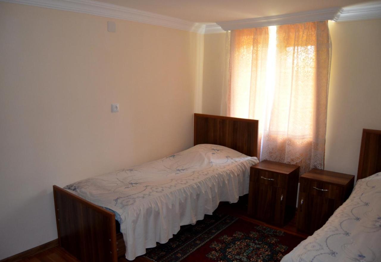 Nunu'S Guesthouse Tskaltubo Εξωτερικό φωτογραφία